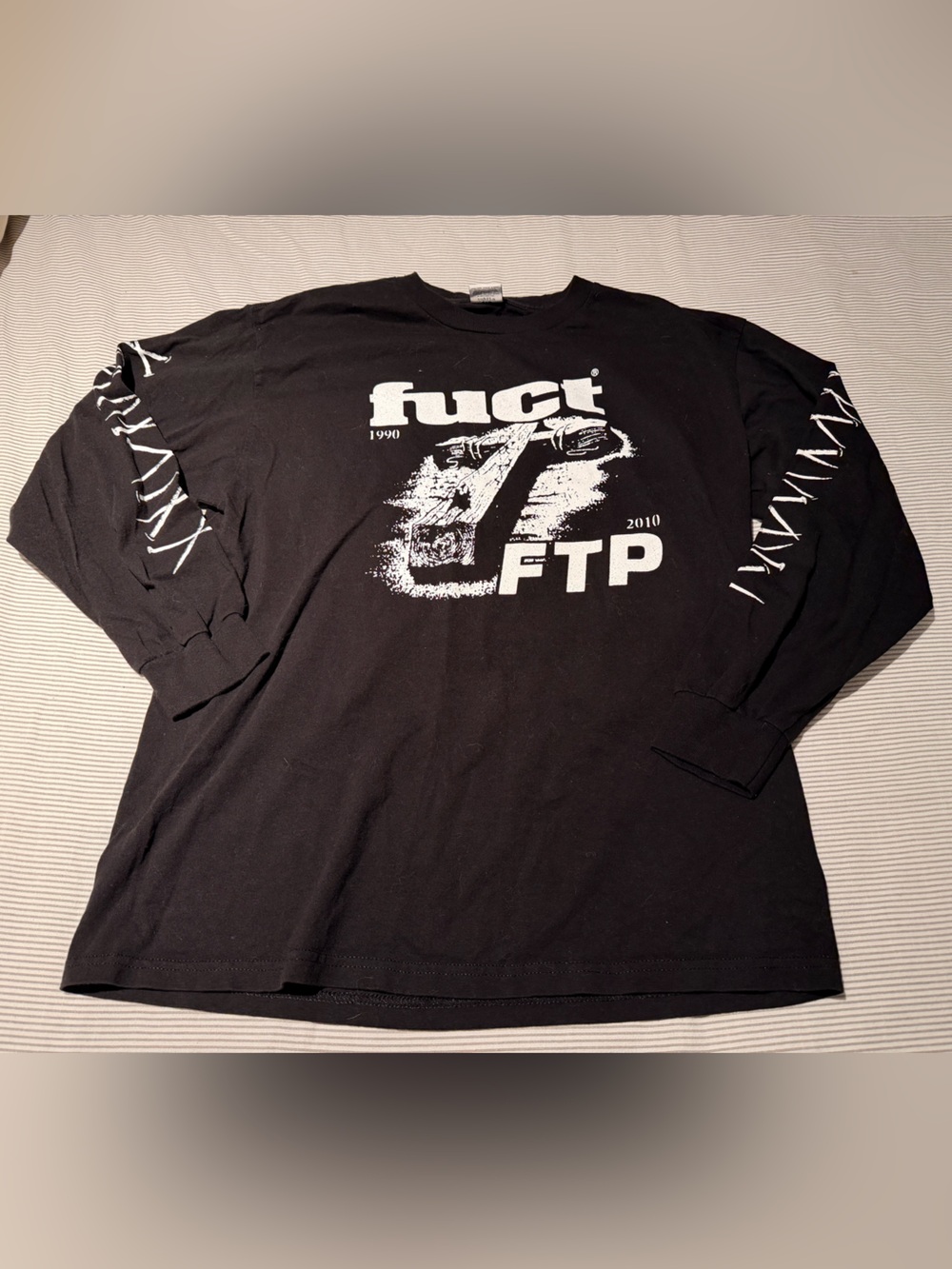 Men's Large FTP Long Sleeve